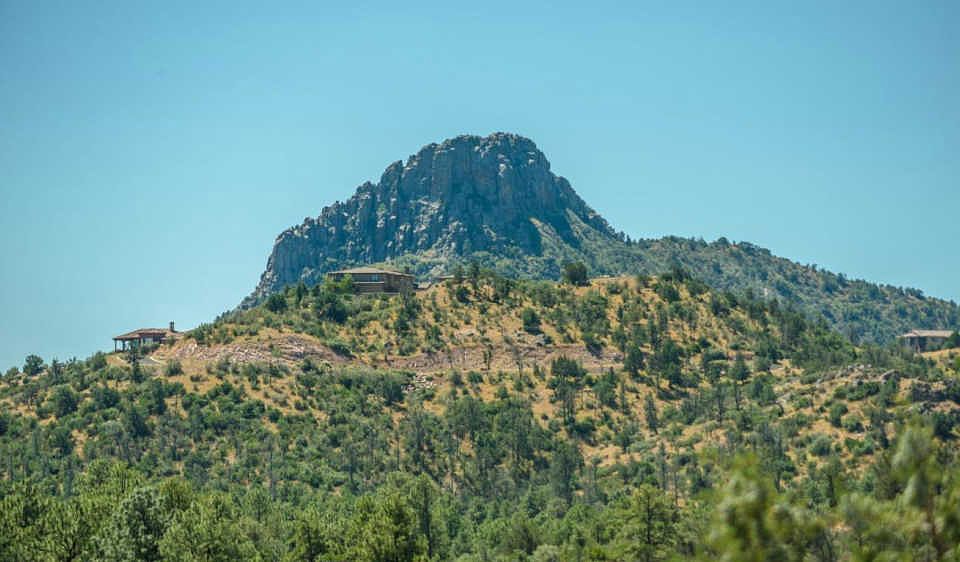 1st image of 2344 Loma Vista Dr