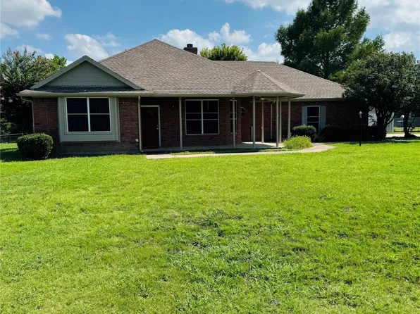 318 Meadowview Cir, Van Alstyne, TX 75495