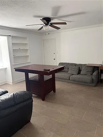 2 bed, 1.0 bath, 750 sqft, $1,100 — Photo 4