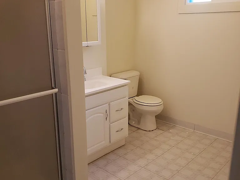 371 N Corona St — Photo 10