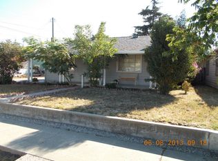 539 Line St, Hollister, CA 95023