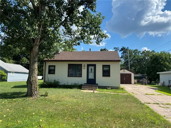 2017 Edgewood Lane, Eau Claire, WI 54703