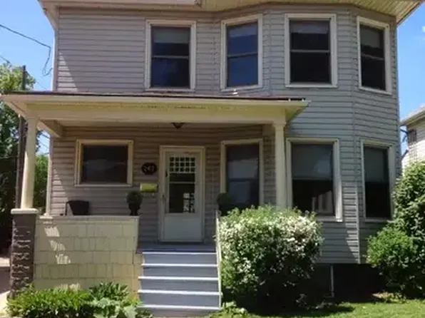 267 Curry Ave #1A, Windsor, ON N9B 2B4