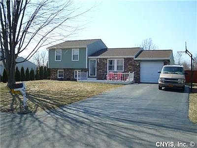 1st image of 8449 Chinkapin Cir