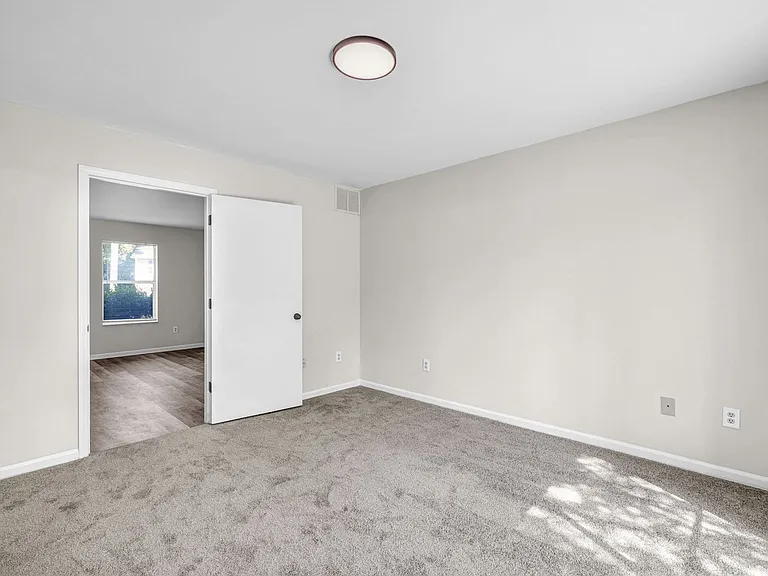 Millbrook Apartments — Photo 32