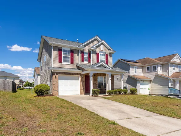 3629 Brittlebank Dr, Raleigh, NC 27610