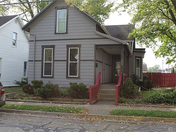 2nd image of 323 Young St