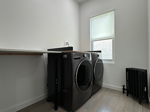 5th image of 2158 48th St #2