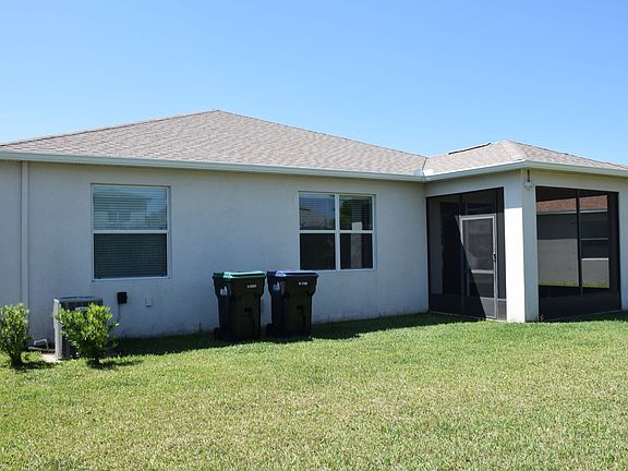 4th image of 2705 Carrickton Cir