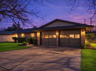 1019 S Valentine Dr, Sherman, TX 75090