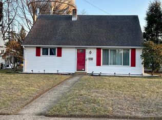 305 Eaton Ave, Hamilton, NJ 08619