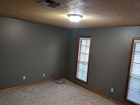 4th image of 107 Appalosa St