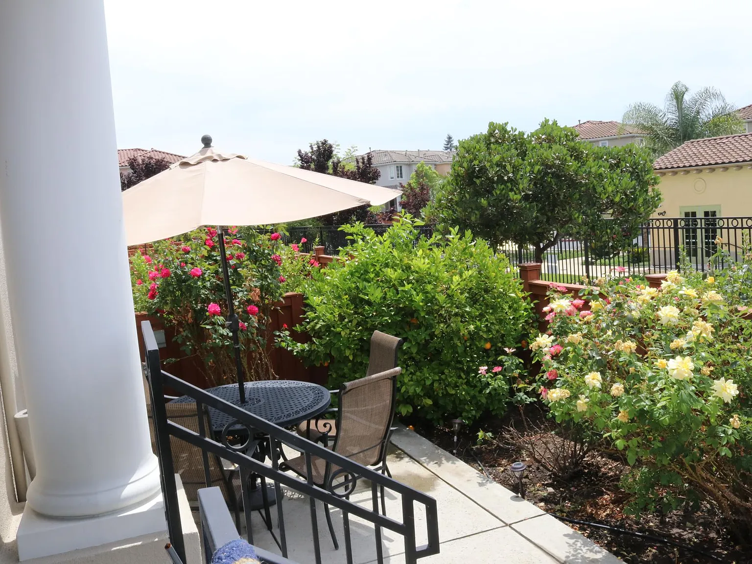 4 bed, 1878 sqft, $4,850 — Photo 3