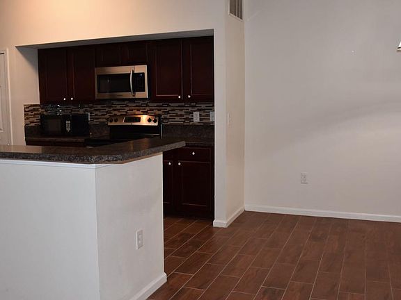 5th image of 6925 Ortega Woods Dr Unit 4