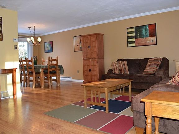 3rd image of 26 Endora Dr