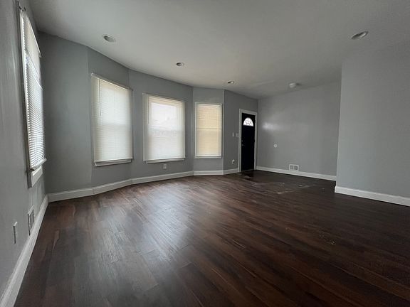 4th image of 4300 Virginia Park St #Fr