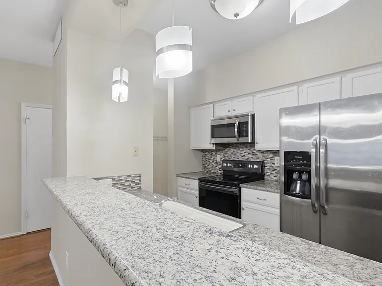 506 Wilcrest Dr #506 — Photo 8