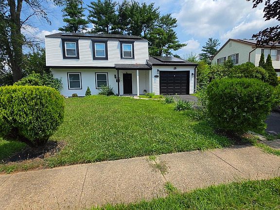 2nd image of 127 Toledo Ln