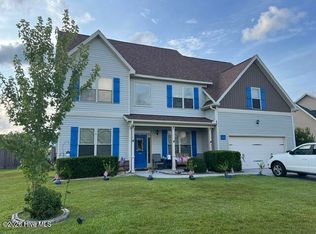 304 SW Plantation Dr, Maple Hill, NC 28454