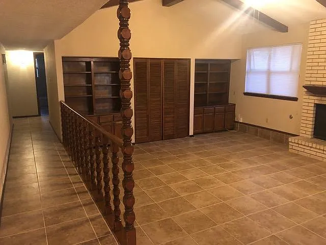 744 Cresta Mira Dr — Photo 10