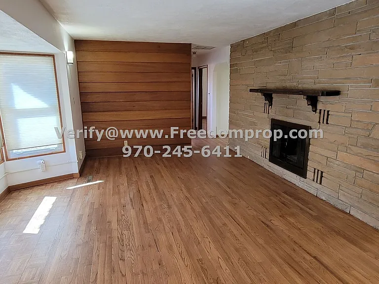 2910 Patterson Rd — Photo 2