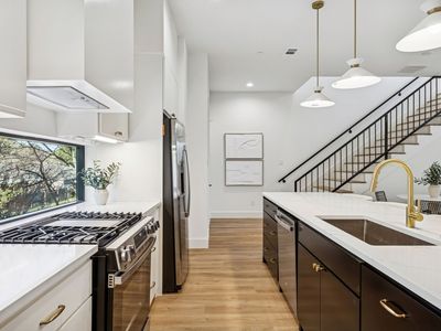 2147 Mail Ave #103, Dallas, TX, 75235
