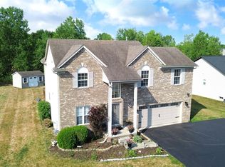 8077 Bradbury Ln, Grand Blanc, MI 48439