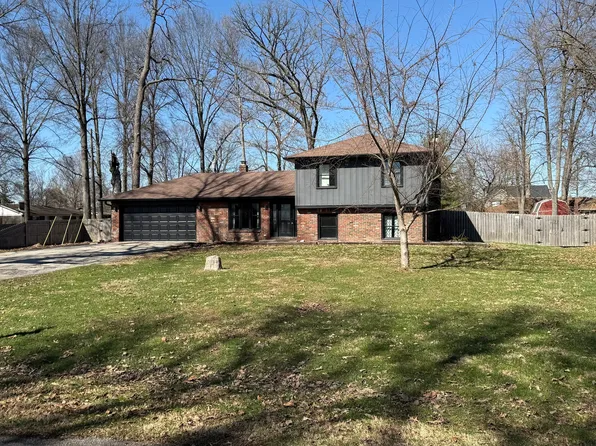 4856 S Catalina Dr S, New Palestine, IN 46163