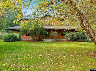 2995 Mistletoe Rd, Dallas, OR 97338