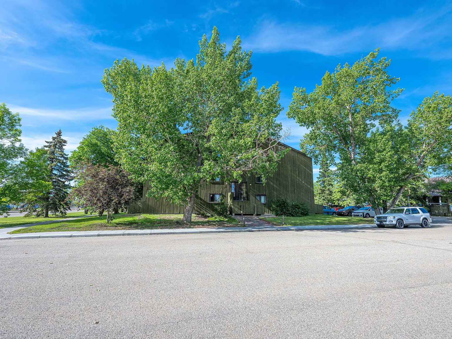 The Cedars Apartments — Photo 4