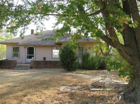 118 E 9th St, Custer City, OK 73639