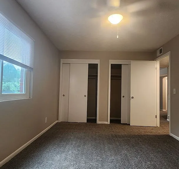 Davenport Street Apartments — Photo 8