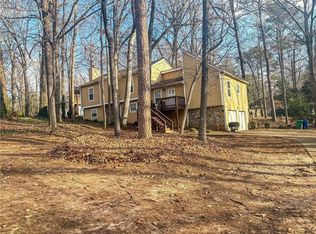 670 Lost Creek Cir, Stone Mountain, GA 30088