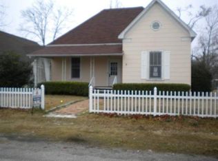 535 N 6th St, Silsbee, TX 77656