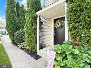 517 Lancaster Pl, Frederick, MD 21703
