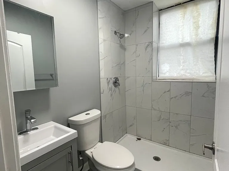 2842 W 25th Pl — Photo 14