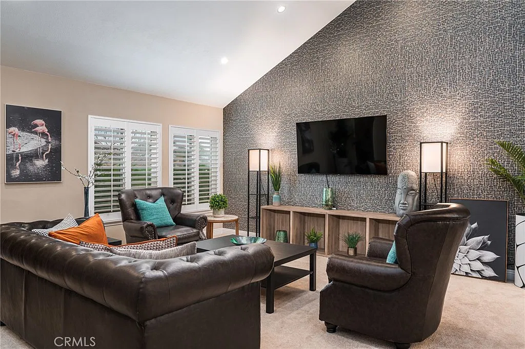 5 bed, 3126 sqft, $4,800 — Photo 4