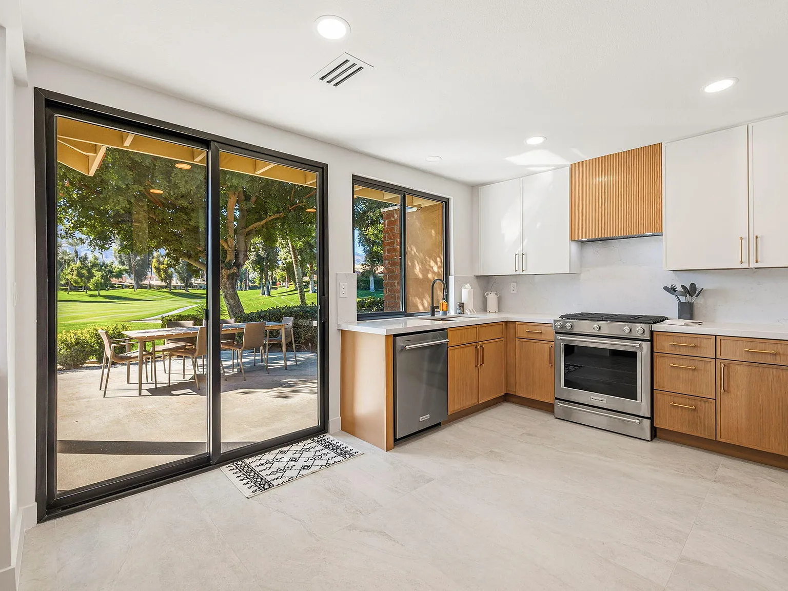 2 bed, 1517 sqft, $3,000 — Photo 4