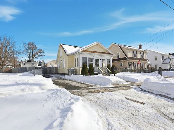 5th image of 225 Osborne Ter