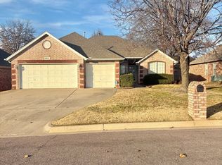 8913 E 100th Dr, Tulsa, OK 74133
