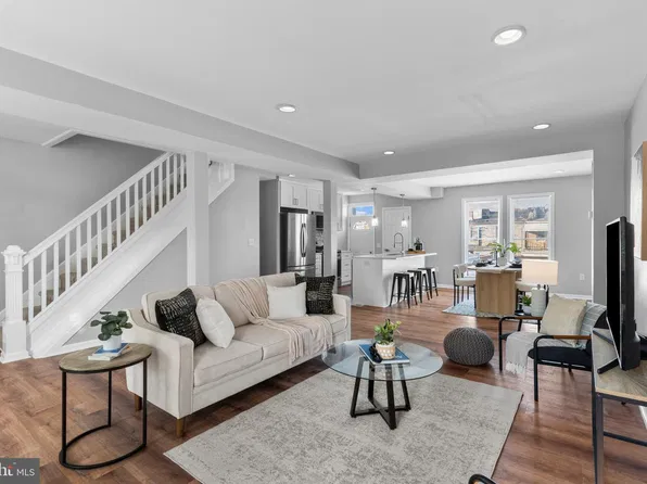 1826 Chilton St, Baltimore, MD 21218
