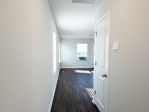 5th image of 8J Crabapple Cir