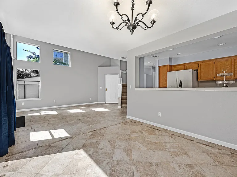 3218 W Las Positas Blvd — Photo 6