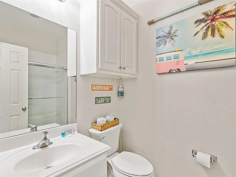 13819 Mutiny Ln — Photo 14