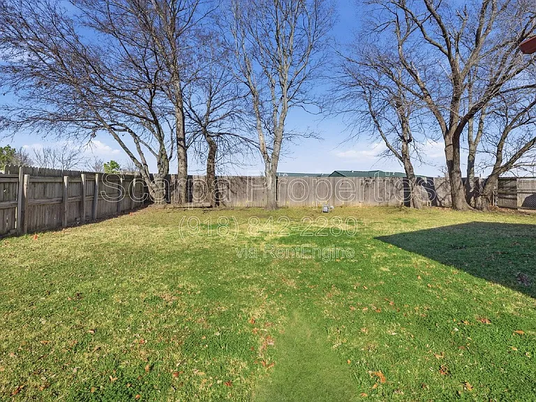 920 W Memphis St — Photo 18