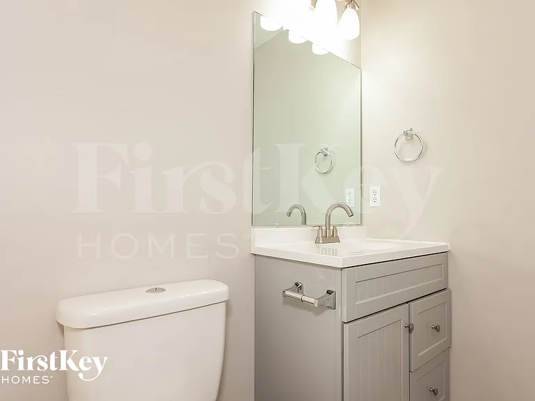 12023 Stewarts Crossing Dr — Photo 14