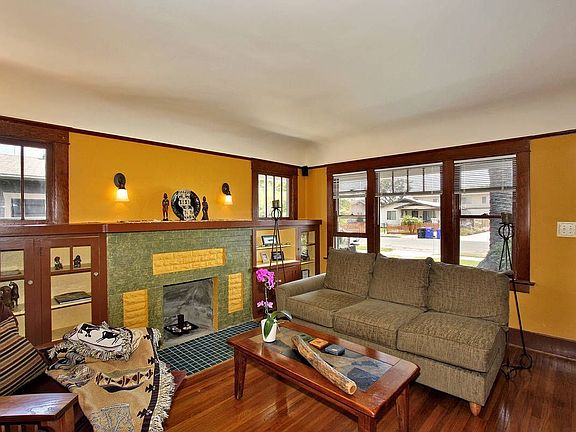4th image of 3643 Grim Ave