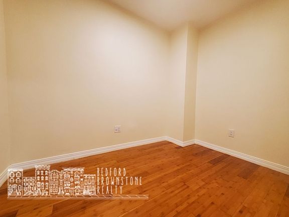 5th image of 238 Mac Dougal St #B