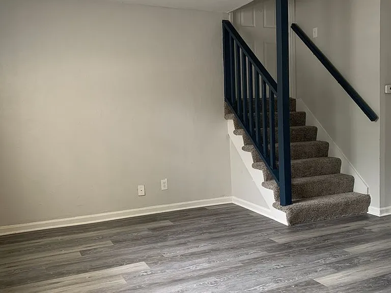 Walnut Ridge Apartments — Photo 15