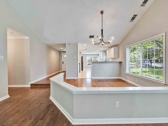4th image of 2608 Chowan Way